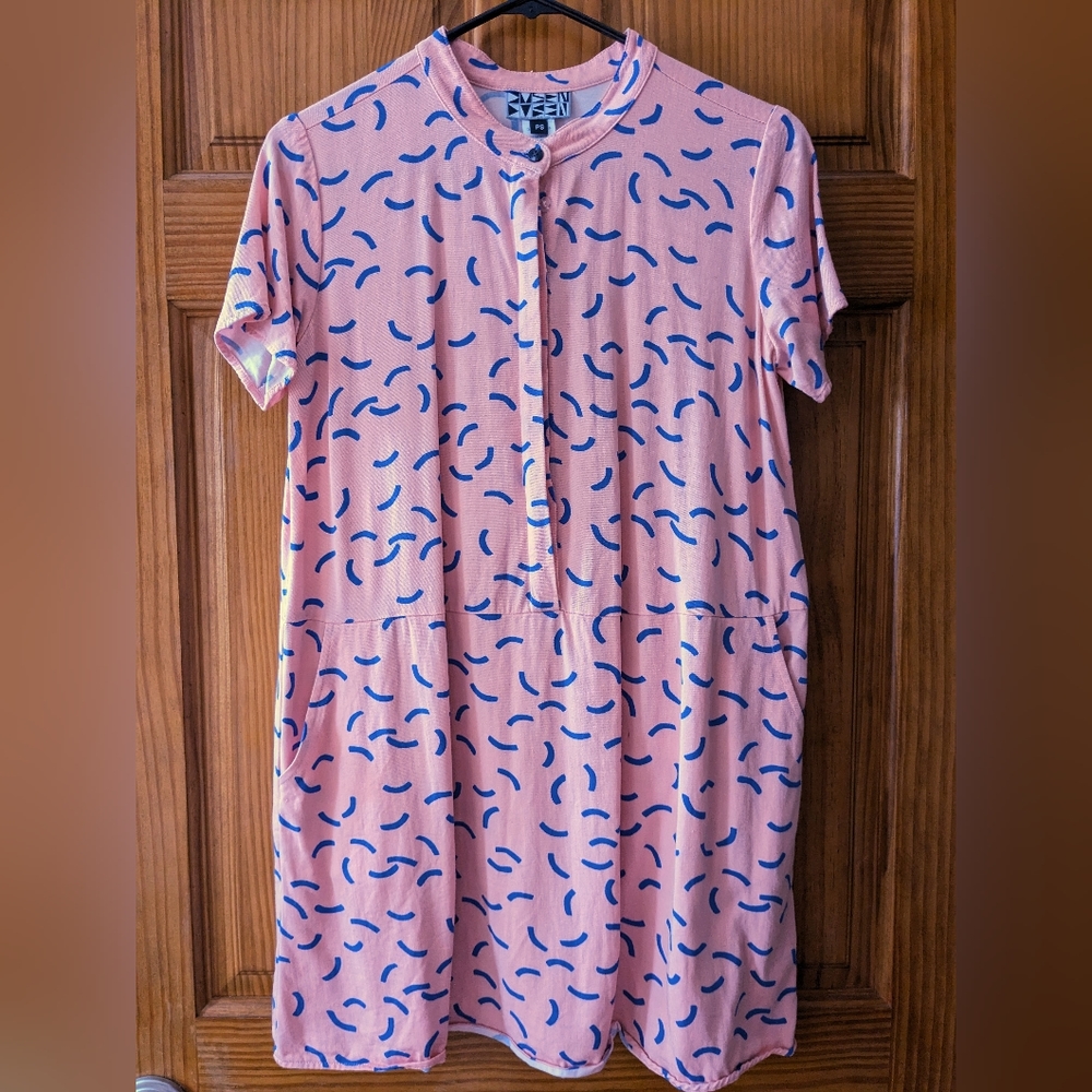Dusen Dusen Pink and Blue Squiggle Dress